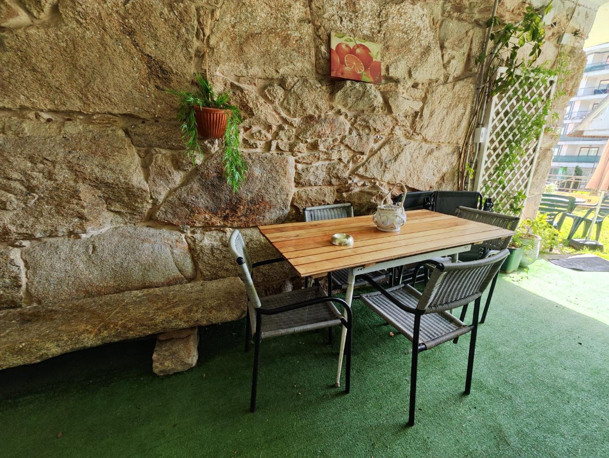 Baiona, 3 Dormitorios Con Jardin Exterior photo